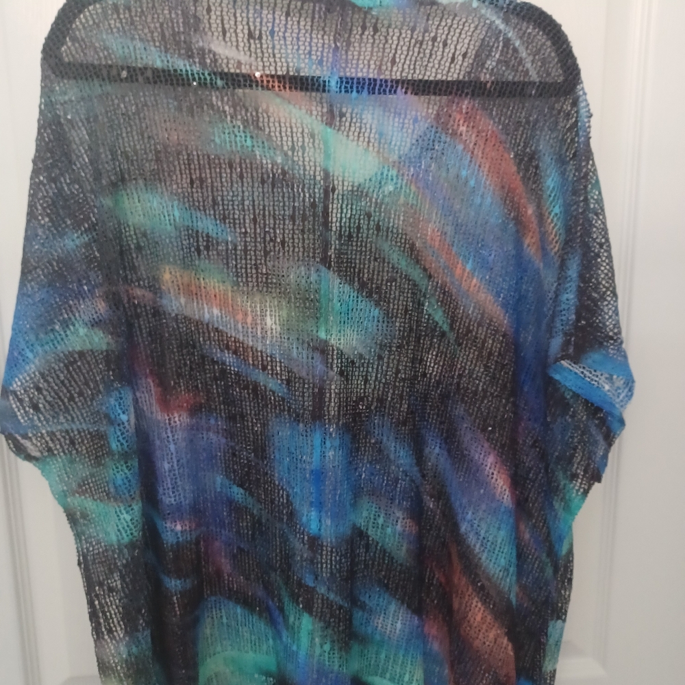 Jess & Jane Mesh Overlay Top - Picture 3 of 4